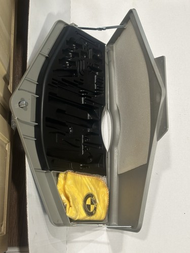 Contenedor kit de herramientas maletero BMW E9 3.0csl - Nuevo de Lote Antiguo - Imagen 5 de 5