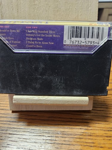 TIFFANY S/T 1987 (I THINK WERE ALONE NOW) HARD TO FIND RARE - Imagen 2 de 4