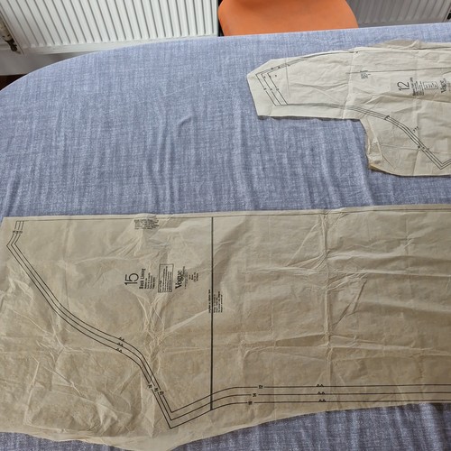 Vintage Coat Sewing Pattern Vogue 1614 Size 12 to 16 - Picture 13 of 13