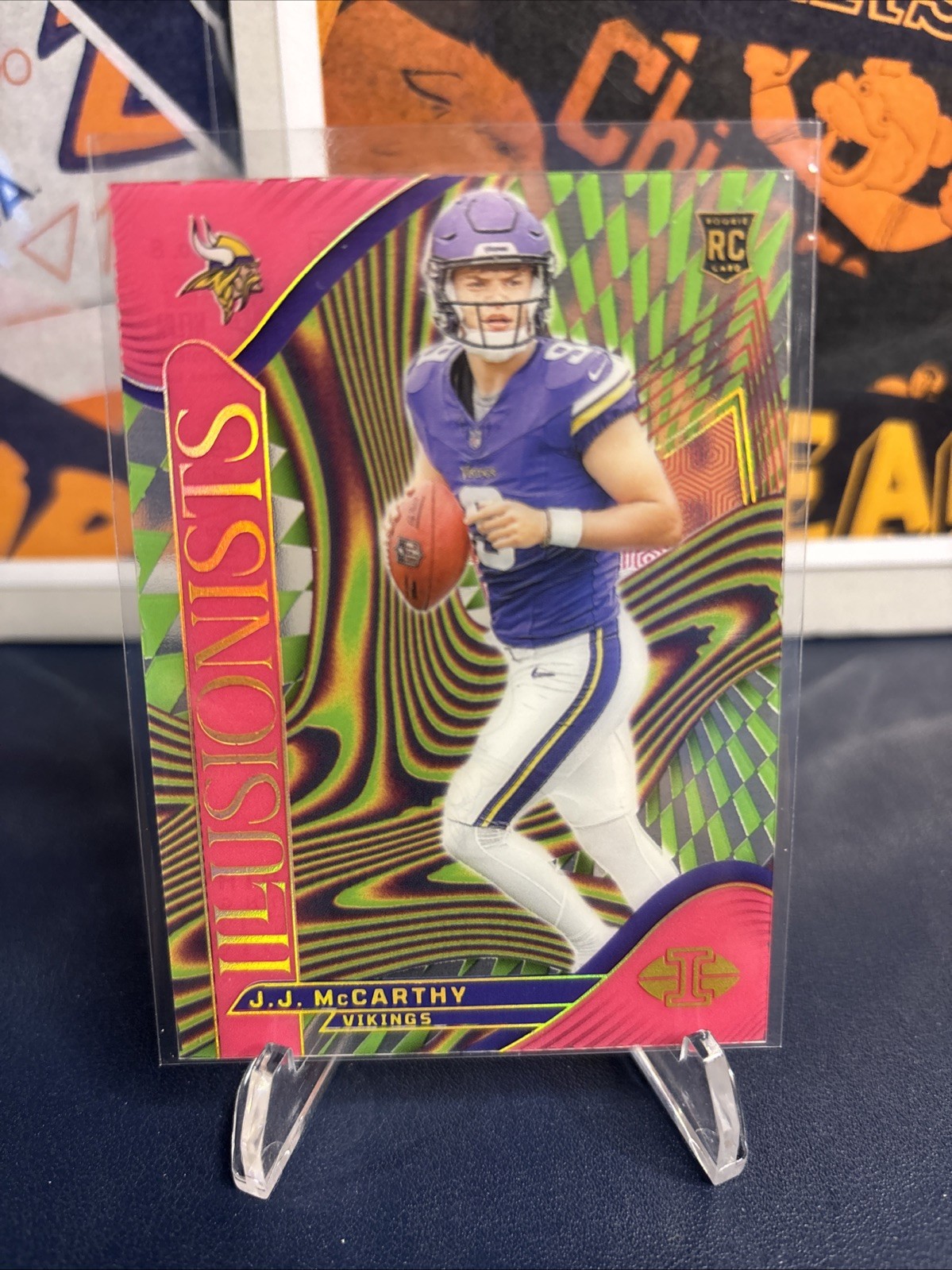 JJ McCarthy Panini Illusions Illusionists #8 Pink