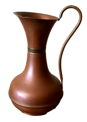 7'' HOCH x 4,75'' LANG, VINTAGE KLEINE KÜCHE/KAMIN KUPFER & MESSING KRUG/AUSGIESSER