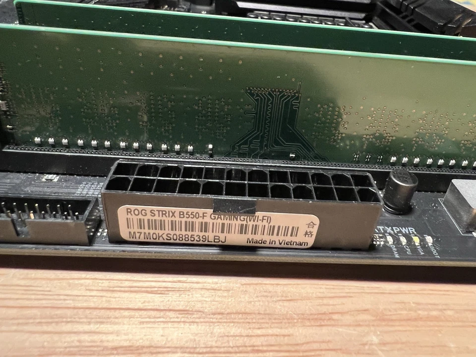 CPU+Motherboard+RAM Combo: ASUS ROG STRIX B550-F GAMING (WI-FI)+Ryzen 3 4100+8GB - Image 3 of 4