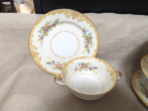 6 ciotole Noritake crema zuppa doppio manico con piattini - Foto 3 di 5