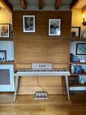 Donner DDP-60 Digital Piano Keyboard Wood Grain Design