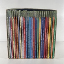 MAGIC TREE HOUSE A Library of Books 1-28 Boxed Set by Mary Pope Osborne 