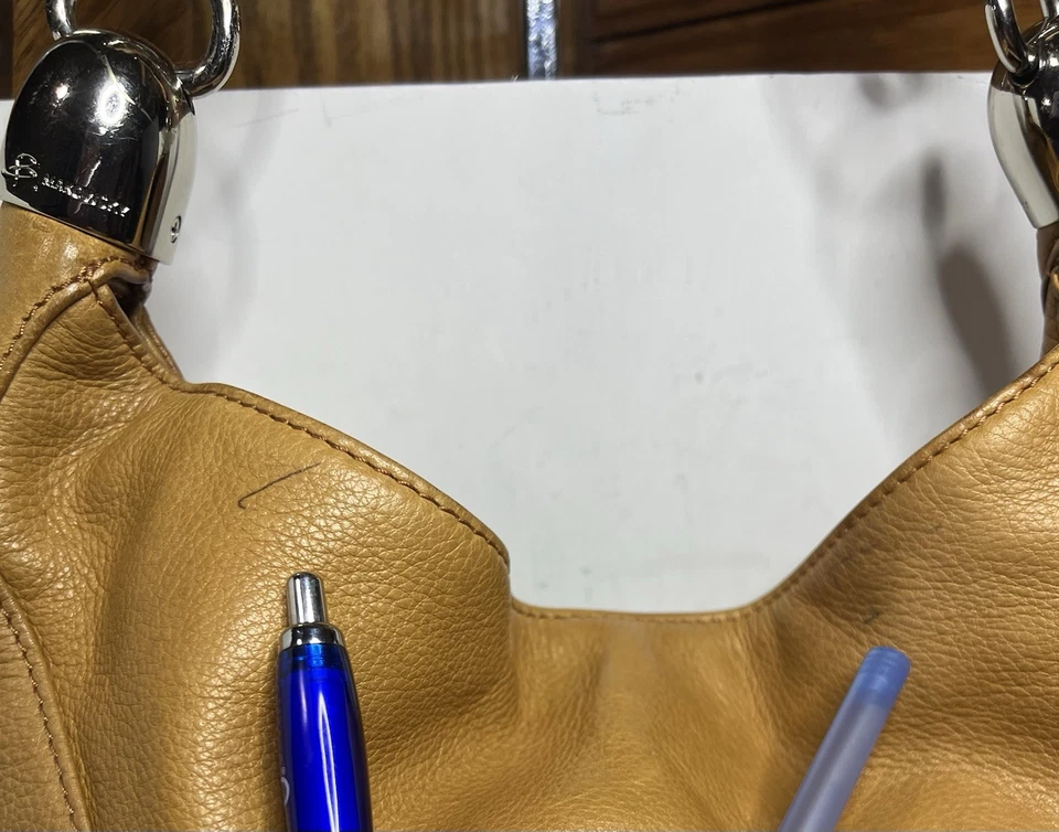 Bolso de Hombro Hobo Vintage B Makowsky Cuero Natural/Tostado Flecos Foto 2 de 4