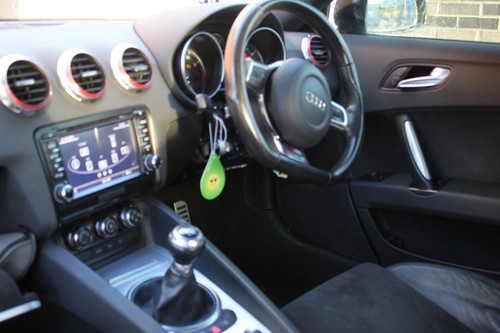 Audi A3 8P Tubo de alimentación de refrigerante turbo 2.0 tfsi 06F121497G - Imagen 4 de 9