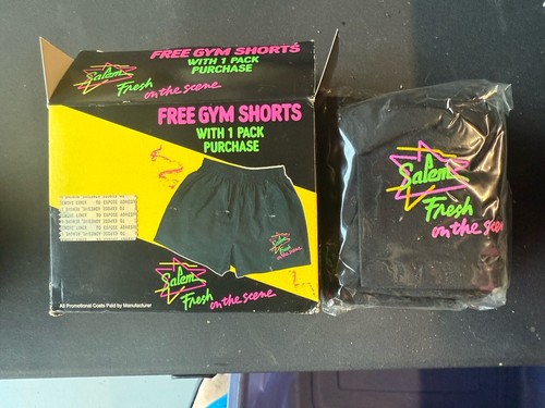 Nuevo En Caja Vintage 1990 Salem Fresco en la escena. Pantalones Cortos de Gimnasio Promo Free c. EE. UU. - Imagen 2 de 2