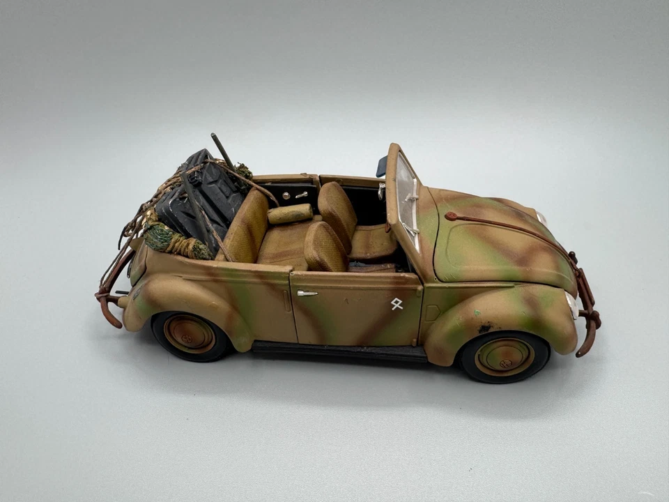 1:18 Maisto-Umbau WWII German VW Käfer Cabrio - pro built - Bild 4 von 4