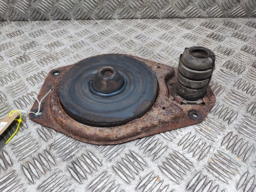 Renault Trafic MK3 MK2 2001-22 Vivaro NV300 Rear Coil Spring Mount 550509870R - Picture 5 of 7