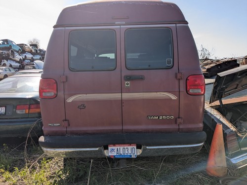 SEAT Dodge Van 1500 2500 3500 THIRD ROW BED/BENCH SEAT Beige Leather - Picture 15 of 20