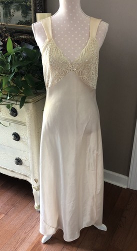 Vtg Victorias Secret Gold Label Long Slip Nightgown Lingerie Ivory Lace Medium - Picture 1 of 10