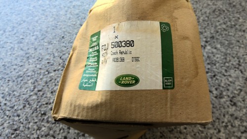 Land Rover FQJ 500380 Latch New - Picture 1 of 3