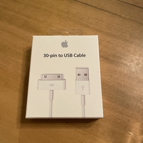 Apple MA591G/C 30-pin to USB Cable New ..