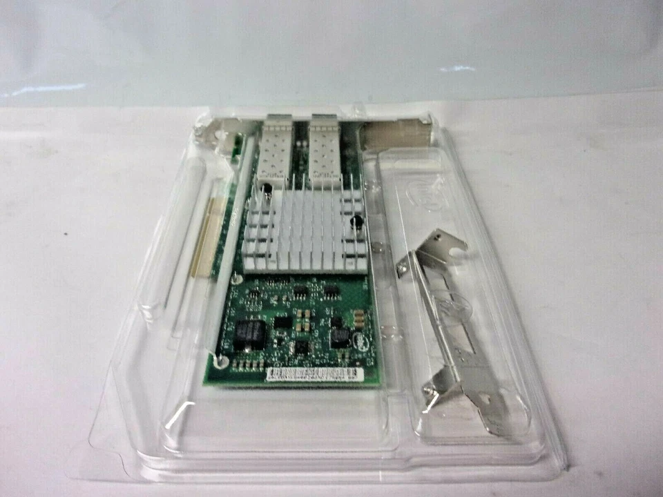 Intel Dual Port 10GB SFP+ Ethernet Server Adapter E70854 Intel X520-SR2 w/2 SFP - Image 4 of 4
