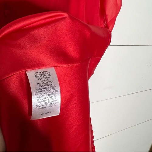 Rachel Parcell rotes Kleid mit Stufen und Herzausschnitt Größe Medium - Bild 6 von 9