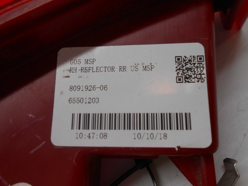 BMW G05, G07 Right Side Reflector Light OEM 8091926 CH0135 - Picture 4 of 5
