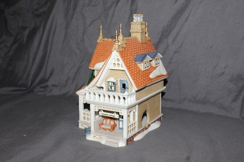 Department 56 Bobwhite Cottage New Englend Village Series Heritage 56576 - Picture 7 of 9