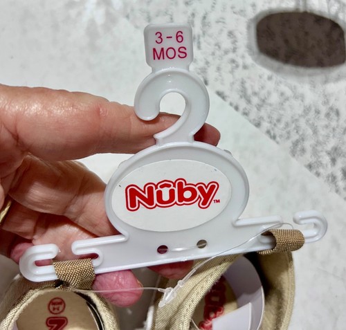 Zapatos de bebé, nuevos, nunca usados, estilo zapato barco, Nuby, envío combinado gratuito - Imagen 6 de 8