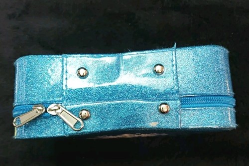 Kids Makeup Case (Snowflake) Blue Hard Sided Purse - 5.5” X 8” - Picture 3 of 11