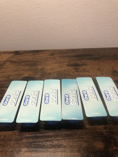 6 ORAL-B Sonic Replacement Toothbrush Heads - Picture 3 of 7