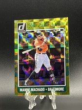 2017 Panini Donruss Manny Machado #ES-11 The Elite Series Gold Card #’D 38/99