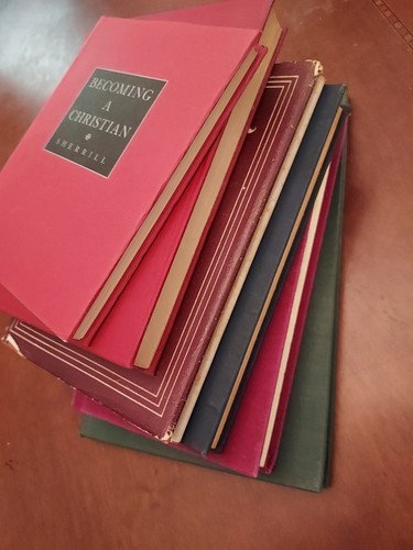 Lot ~ 6 Vintage Hardcover Books Various Old Worn Decor Christianity Religion - Imagen 6 de 19