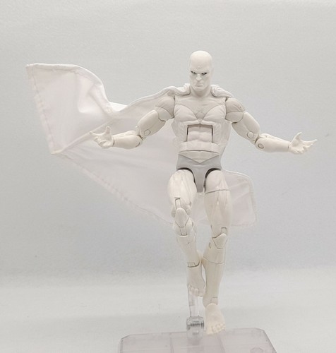 Capa blanca de alambre dedicado Hasbro Marvel Legends Vision - Imagen 5 de 9
