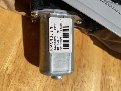 Power Window Motor and Regulator Assembly Rear Right fits 16-21 Chevrolet Malibu - Picture 3 of 5