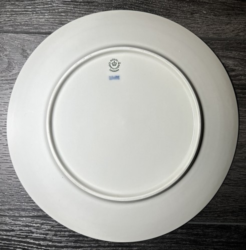 Vintage Royal Copenhagen WHITE FAN Plate Serving Platter Round 11 1/8” - Picture 6 of 8