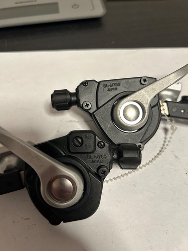 NEW Shimano XT SL-M780 2/3x10s Triggers MTB Shifters Set F&R I-Spec NEW - Picture 7 of 8
