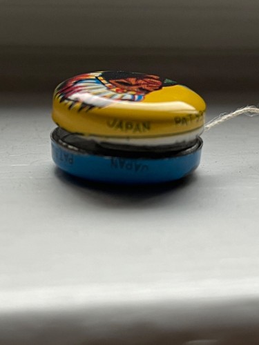 Cowboy American Indian Tin Litho MINIATURE Yo-Yo Made in Japan Vintage VERY NICE - Picture 4 of 6
