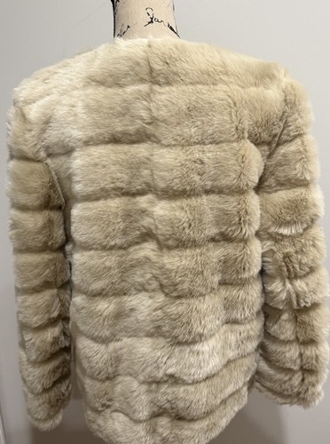 Forever 21 Tufted Faux Fur Jacket Tan Size Large - Photo 2/3
