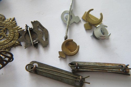 WW1 WW2 British Army / RAF Military Badges - Inc. Silver Sweetheart Brooch & ARP - Picture 7 of 15