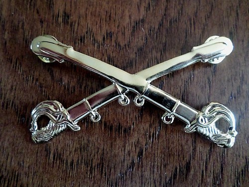 U.S CIVIL WAR CAVALRY CROSS SABERS CROSS SWORDS LARGE KEPI HAT BADGE - Picture 9 of 13