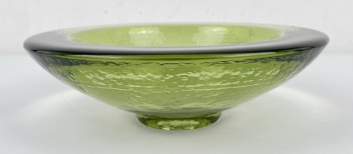 Fire & Light Recycled Glass 10.5" Wide Lipped Bowl Olive Green 1st Quality - Picture 4 of 11