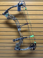 Item 3441 - Mathews Archery Compound Bow - Z7 Extreme - RH - Lost Camo - #70 Max