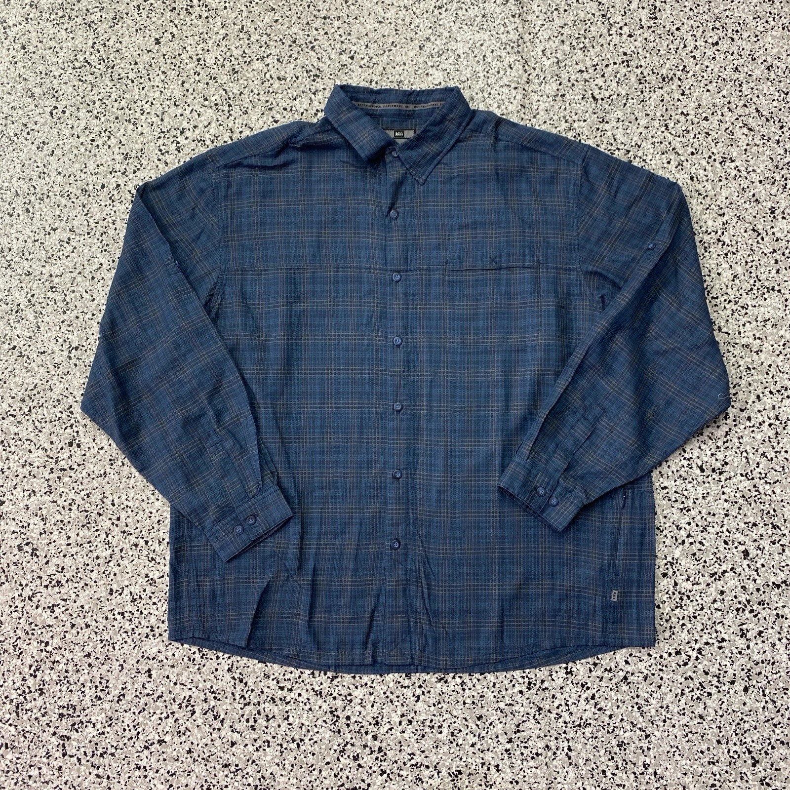 Rei Co-op Shirt Mens XL Blue Performance Athleisure Vented Hiking Outdoor