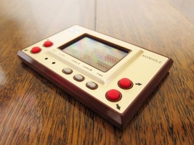 NINTENDO Manhole Game and Watch (MH-06) in Excellent Condition (MATCHING SERIAL)