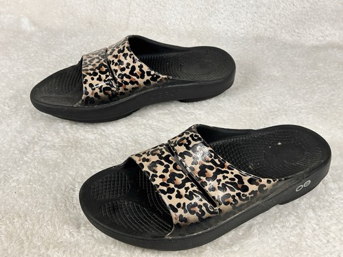 OOFOS OOahh Womens Size 8 Recovery Black Leopard Luxe Limited Slide Sandals. - Picture 2 of 6