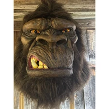 FHJEFF1 - Museum quality life-sized Bigfoot replica Yeti Sasquatch