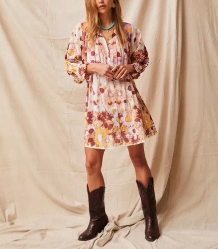 Neu mit Etikett Free People x Kinga Csilla Andy Minikleid Blumenmuster Bohemian zierlich Größe Large