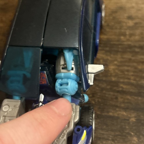 Transformers 2 Revenge of the Fallen Jolt Autobot Deluxe Class 08 Hasbro Imcompl - Picture 13 of 14