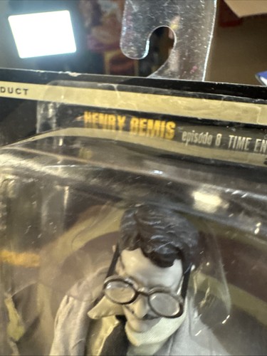 RAR! Bif Bang Pow The Twilight Zone Henry Bemis Actionfigur SDCC EXCL 1704 - Bild 4 von 19