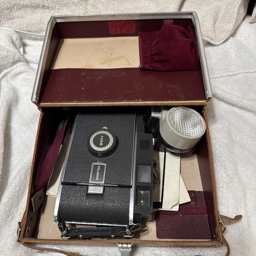 Vintage seltene Polaroid 110B Pathfinder Kamera Konvolut, Blitz, Tasche, - Bild 14 von 18