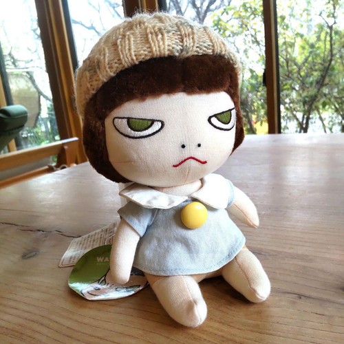 Juguete de peluche para niña Yoshitomo Nara con etiqueta auténtico coleccionable limitado - Imagen 2 de 10