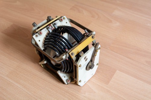 WARARIOMETR ZMIENNA INDUKCYJNOŚĆ 0,8μH -12 μH. 1~30MHz. KULISTA. UŻYWANA. - Zdjęcie 2 z 5