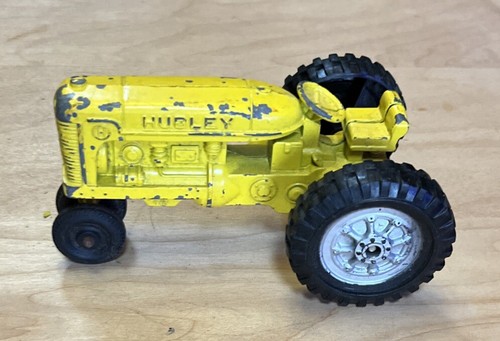 Vintage Hubley Farm Tractor Die Cast Yellow USA 5-1/2 " - Picture 2 of 6