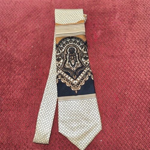 Aquascutum of London All Silk Abstract Men’s Tie #11276 - Picture 4 of 8