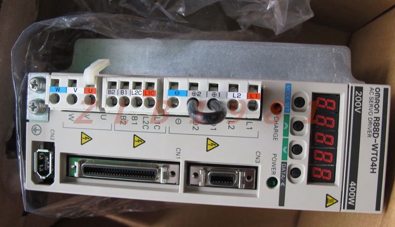 Omron Servoazionamento AC R88D-WT04H 400W – Nuovo, Marca Generica